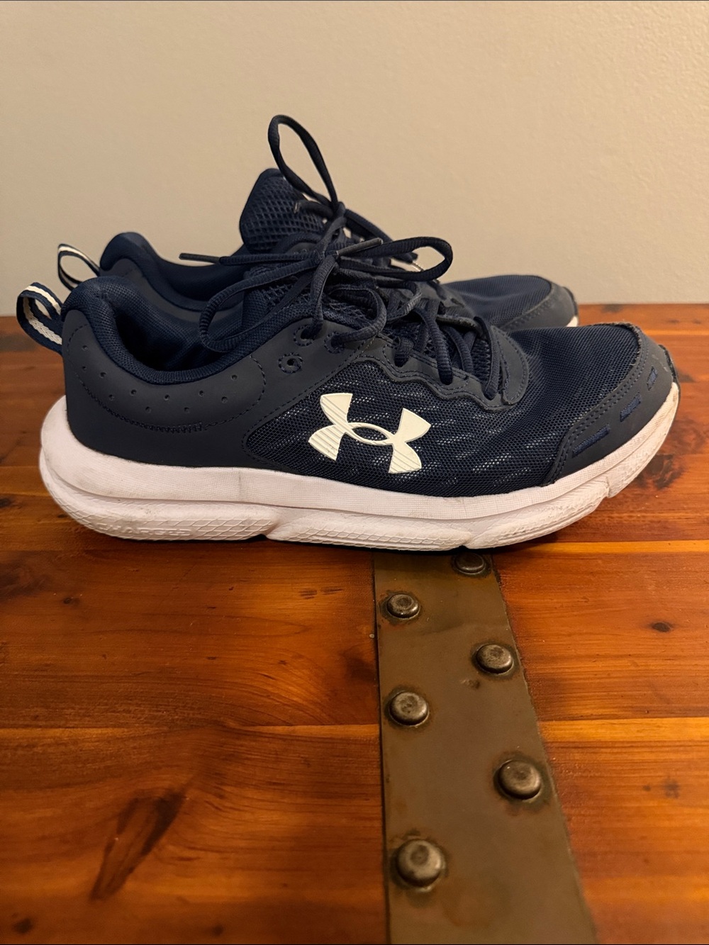 Navy Blue Under Armor Sneakers (Men’s 9)